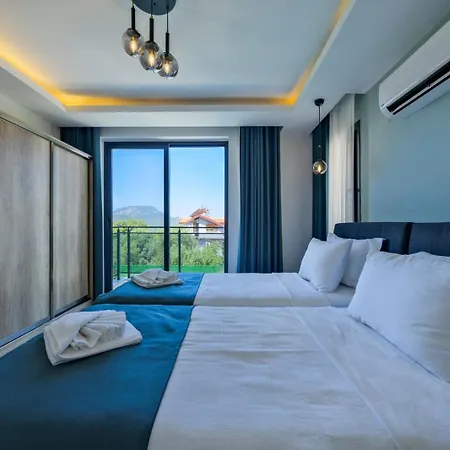 Hotel Lotus Sea 4*